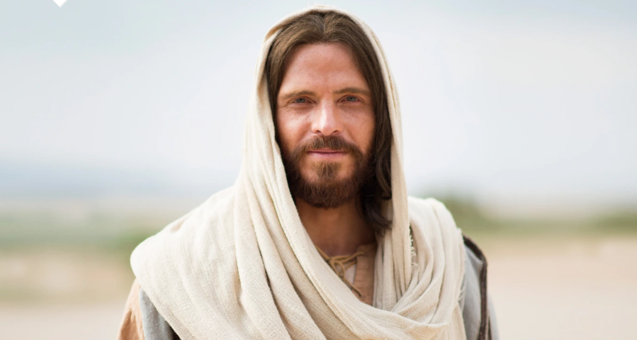 JESUCRISTO – plenamente Dios, y de gran importancia, plenamente
humano